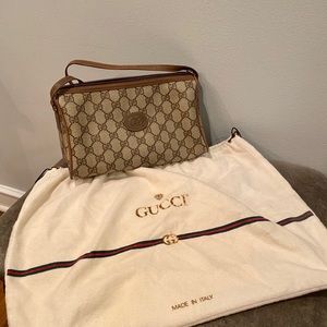 Authentic Vintage Gucci handbag (PRICE DROP!!)